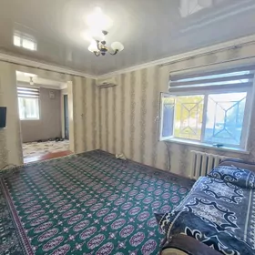  Satlyk jaý 1 etaž 1 kom 