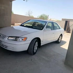 Toyota Camry 1999