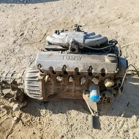 2,5 BMW motor korobka