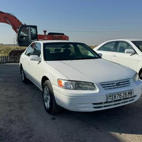 Toyota Camry 1999