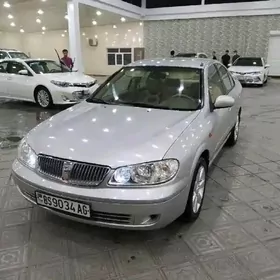Nissan Sunny 2005