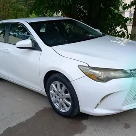 Toyota Camry 2016