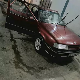Opel Vectra 1989
