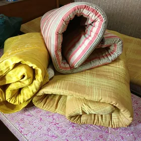 матрацы   диванные подушки