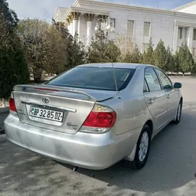 Toyota Camry 2005