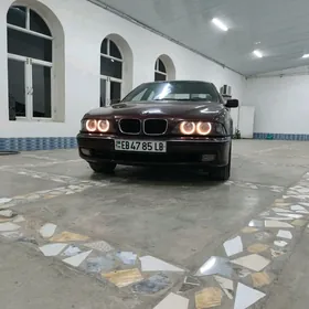 BMW E39 1998
