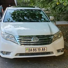 Toyota Avalon 2010