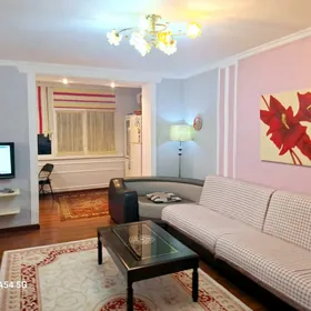 1 мкр/ 3 ком дом магазин чинар