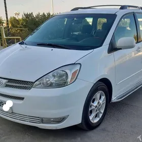 Toyota Sienna 2004