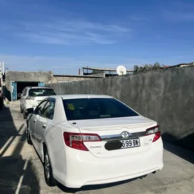 Toyota Camry 2013