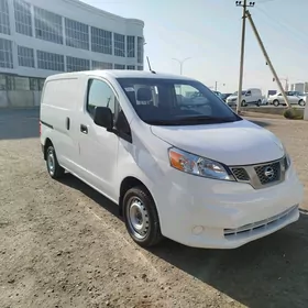 Nissan NV200 2021
