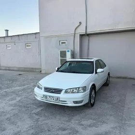 Toyota Camry 2000