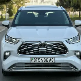Toyota Highlander 2024