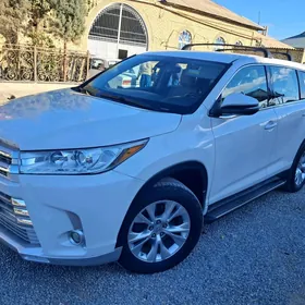 Toyota Highlander 2019