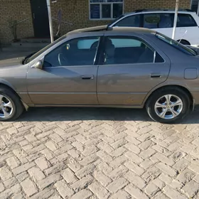 Toyota Camry 1998