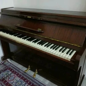 Pianino,,Rösler "