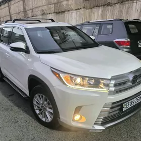 Toyota Highlander 2017