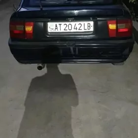 Opel Vectra 1990