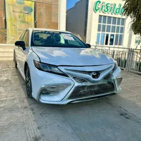 Toyota Camry 2022