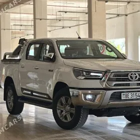 Toyota Hilux 2025