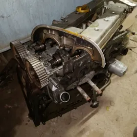 вектра б 2.0 Матор