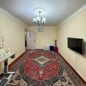 11 мкр 1 ком 3 этаж