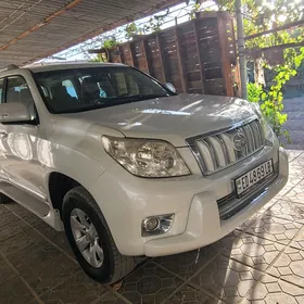 Toyota Land Cruiser Prado 2010