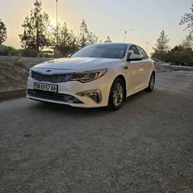 Kia Optima 2020