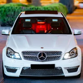 Mercedes-Benz C300 2010