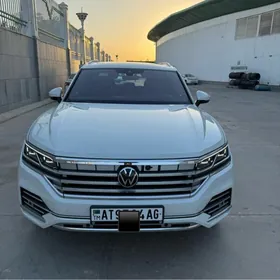 Volkswagen Touareg 2021