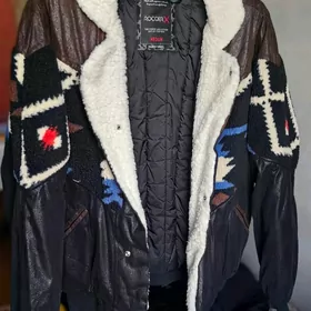 Оверсайз тазе