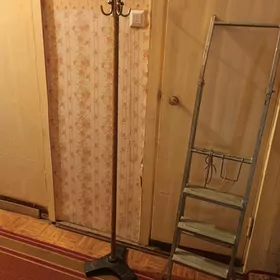 полки книжные  сундук