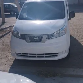 Nissan NV200 2021