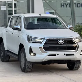 Toyota Hilux 2025