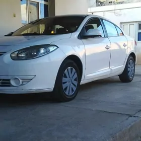 Nissan Tiida 2011