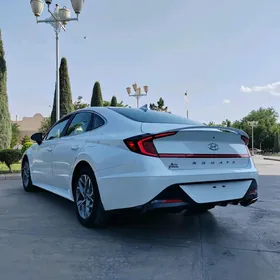 Hyundai Sonata 2020