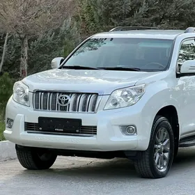 Toyota Land Cruiser Prado 2013