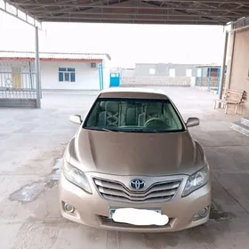 Toyota Camry 2011