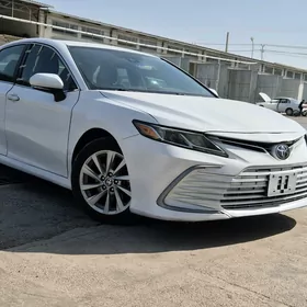 Toyota Camry 2022