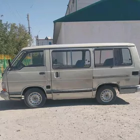 Toyota Hiace 1989