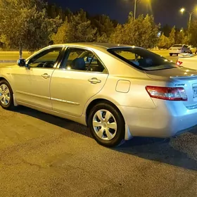 Toyota Camry 2010
