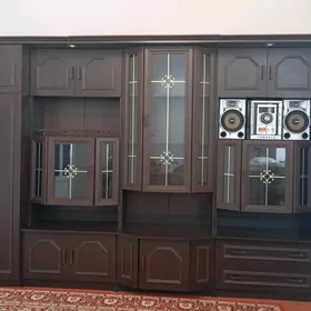 Stenka garnitur mebel