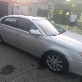 Toyota Avalon 2005