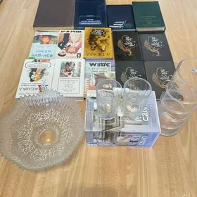 книги,посуда,дерево искуственн