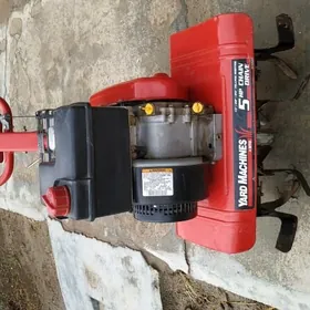 Kultiwator. Tractor, трактор, traktor. Enjam.