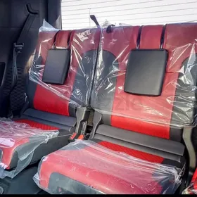 Toyota Land Cruiser 2023