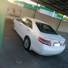 Toyota Camry 2010