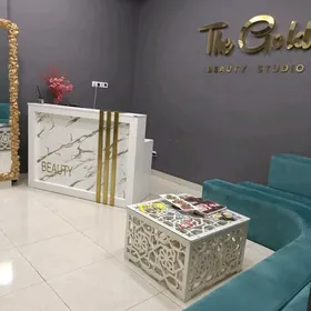 Ищу уборщицу в салон красоты