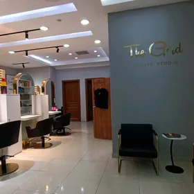 Ищу Визажиста, мастера маникюр