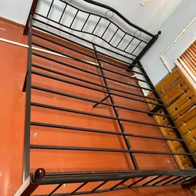 Кровать (Малайзия)